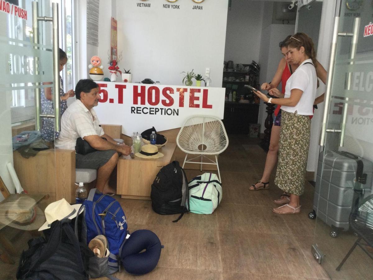 5.T Hostel Hue Luaran gambar